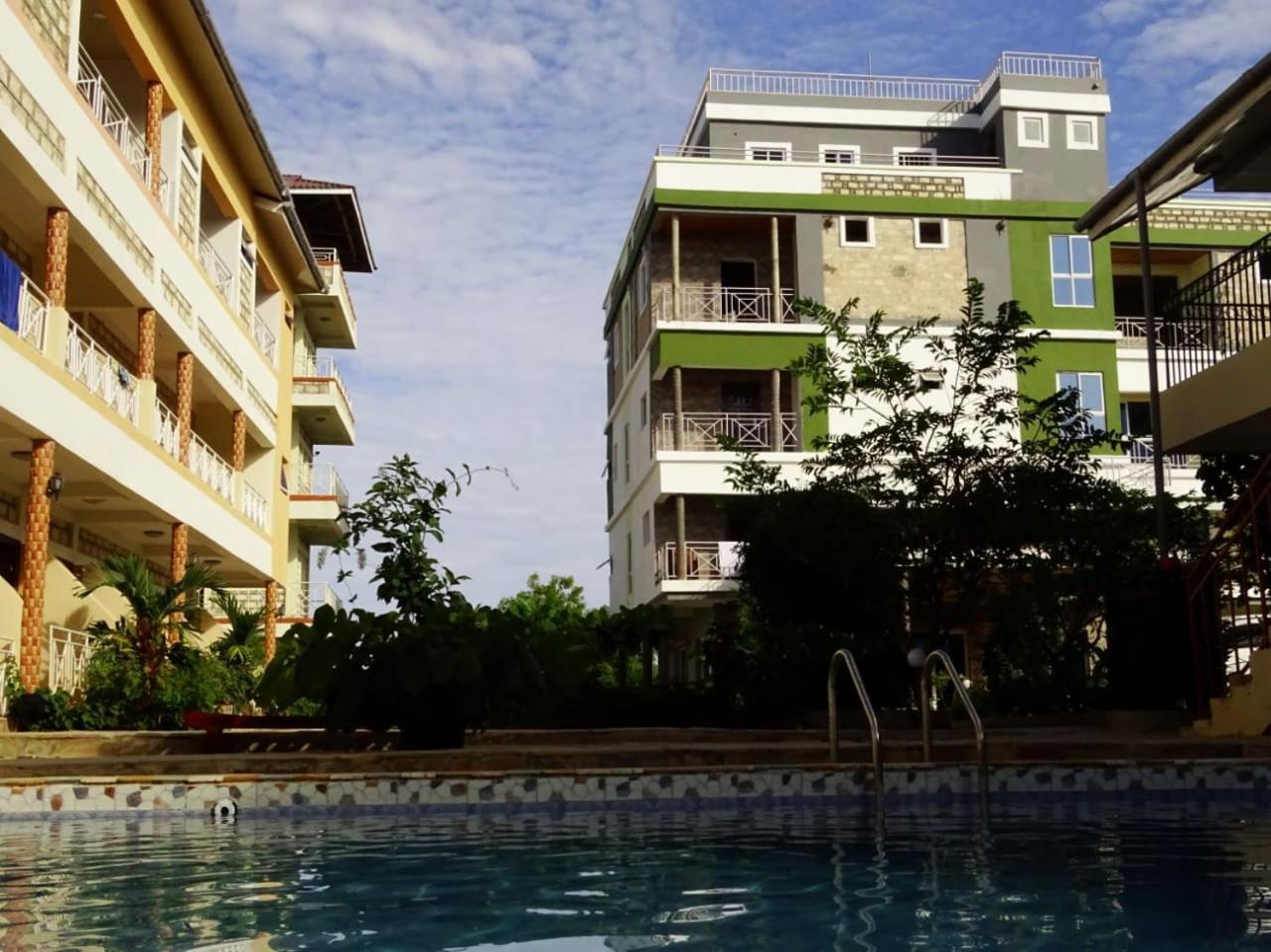 Diplomat Diani Beach Resort Esterno foto