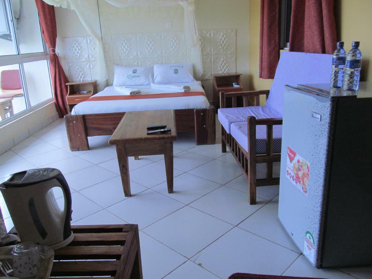Diplomat Diani Beach Resort Esterno foto